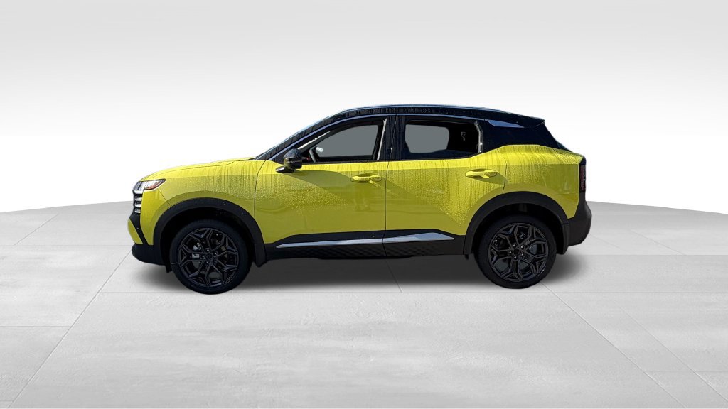 New 2026 Nissan Kicks SR FWD image 4