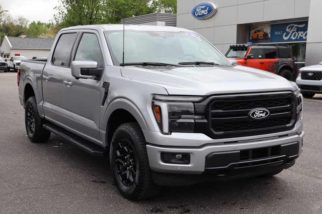 Used 2025 Ford F150 Lariat AWD/4WD image 2