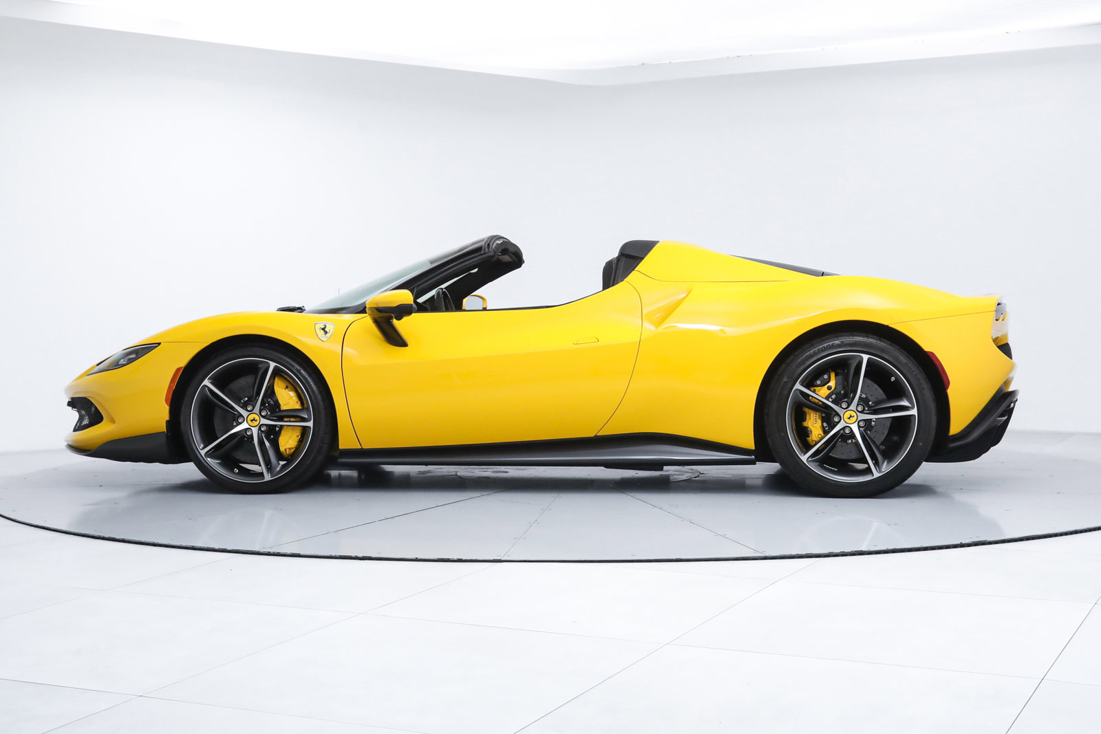 Certified 2024 Ferrari 296 GTS image 4