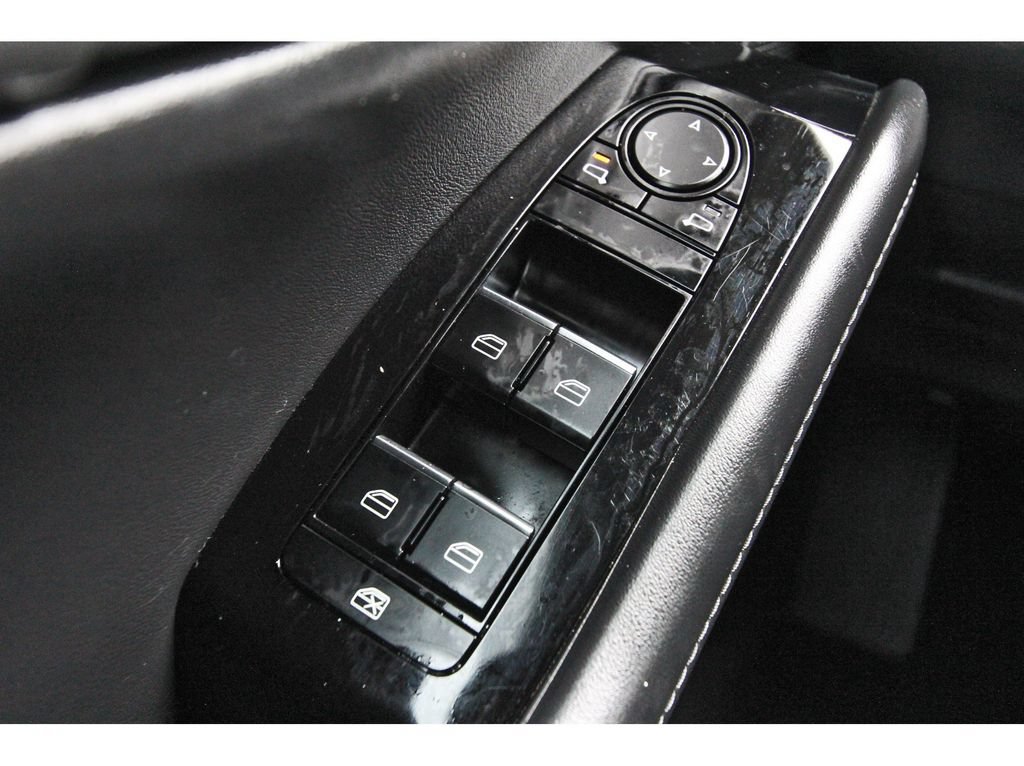 Used 2024 MAZDA CX-30 AWD 2.5 S w/ Select Sport Pkg image 21