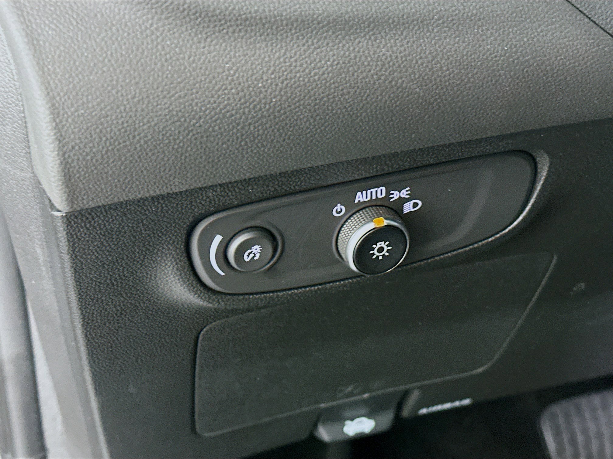 Used 2025 Buick Encore GX Preferred image 17