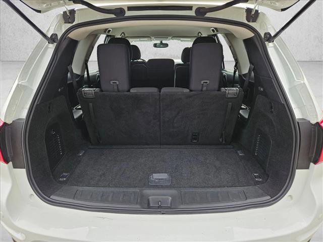Used 2020 Nissan Pathfinder SV FWD image 7