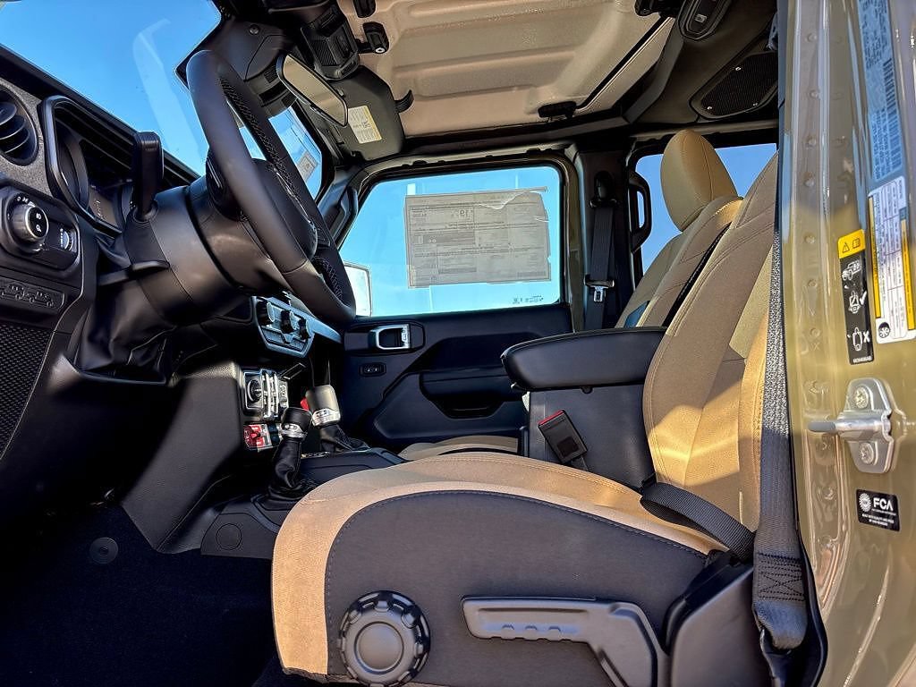 New 2026 Jeep Gladiator Willys AWD/4WD image 11
