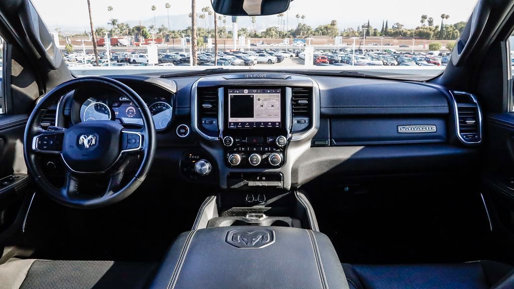 Used 2024 RAM 1500 Laramie AWD/4WD image 15