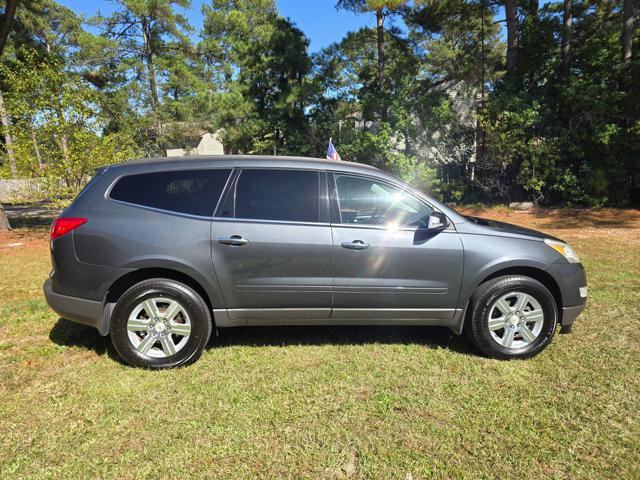 Used 2011 Chevrolet Traverse LT image 8
