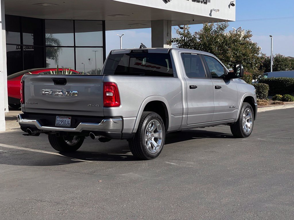 Used 2025 RAM 1500 Big Horn AWD/4WD image 4
