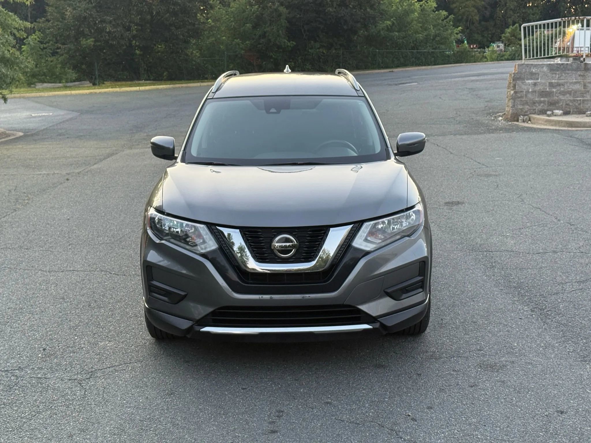 Used 2020 Nissan Rogue SV image 7
