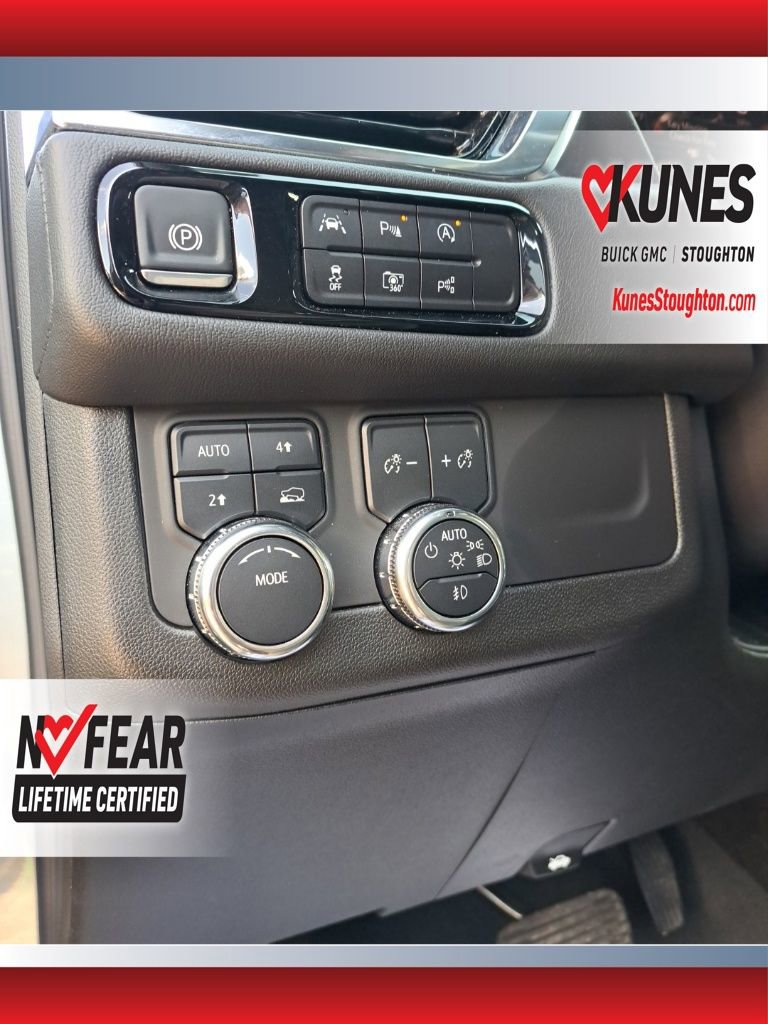 Used 2024 Ford Mustang Dark Horse image 53