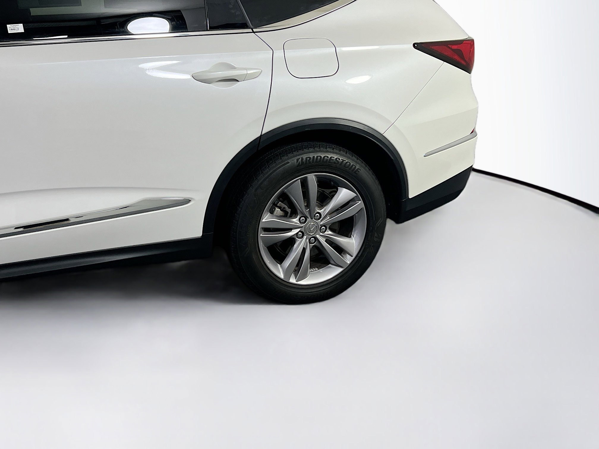 Used 2023 Acura MDX SH-AWD image 31