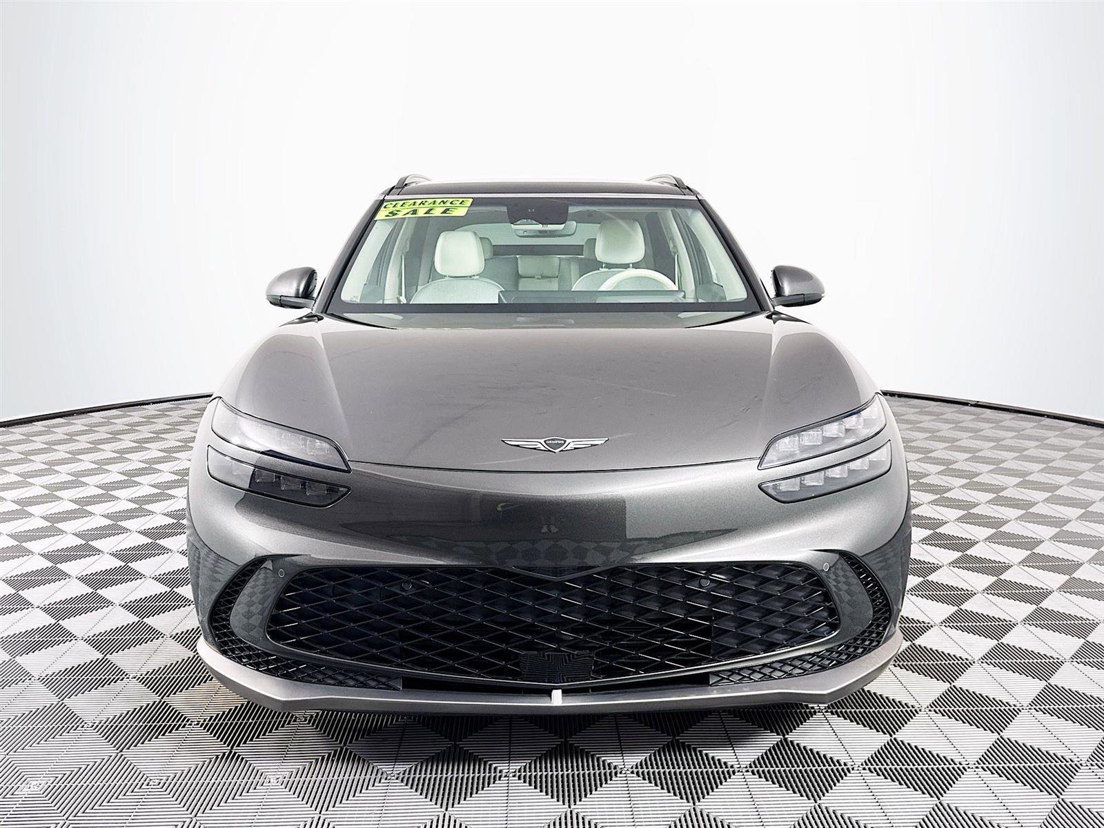 New 2024 Genesis GV60 RWD image 2