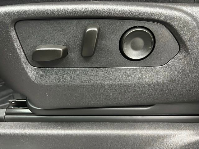 Used 2025 GMC Sierra 1500 AT4 w/ Technology Package image 12