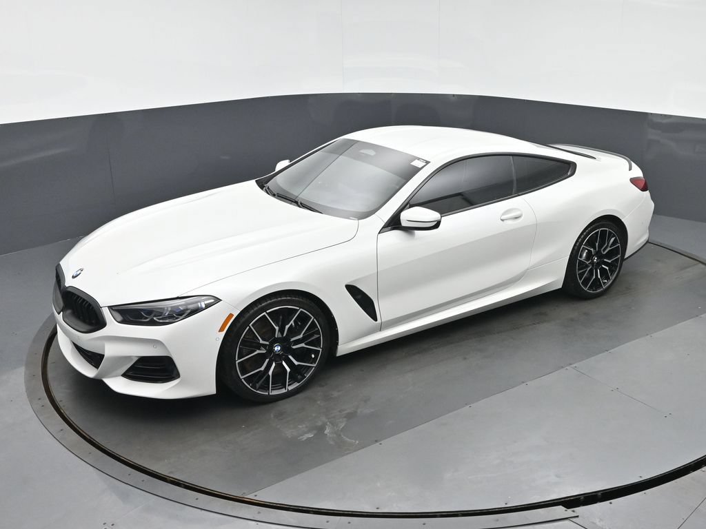 Used 2023 BMW 840i xDrive Coupe AWD/4WD image 32