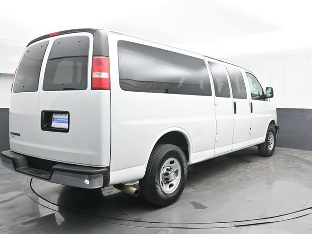 Used 2016 Chevrolet Express 3500 LT w/ LT Preferred Equipment Group RWD image 10