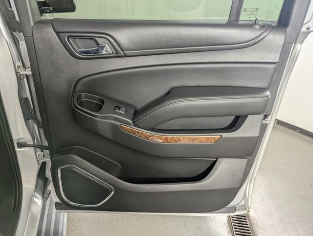 Used 2016 Chevrolet Suburban LTZ image 26