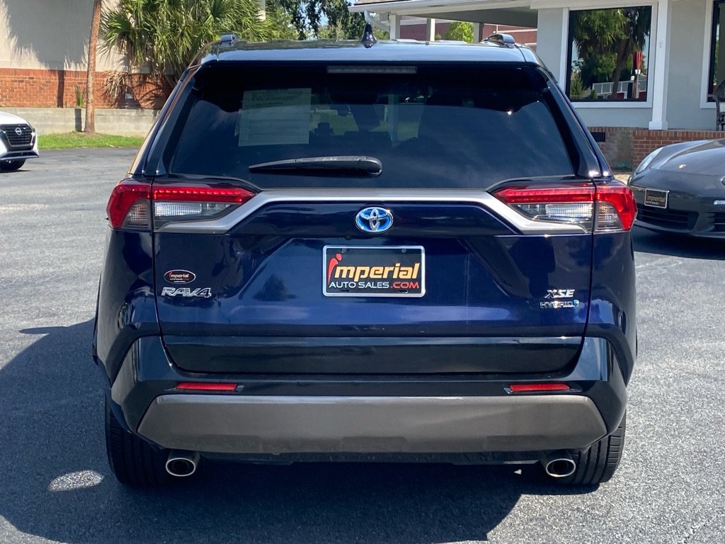Used 2020 Toyota RAV4 XSE w/ XSE Grade Weather Package AWD/4WD image 8