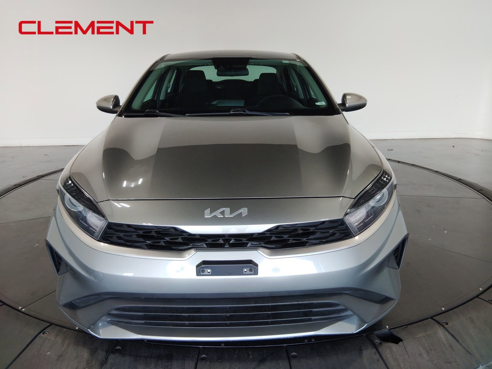 Used 2022 Kia Forte LXS image 3