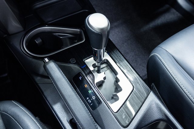 Used 2017 Toyota RAV4 Limited image 18