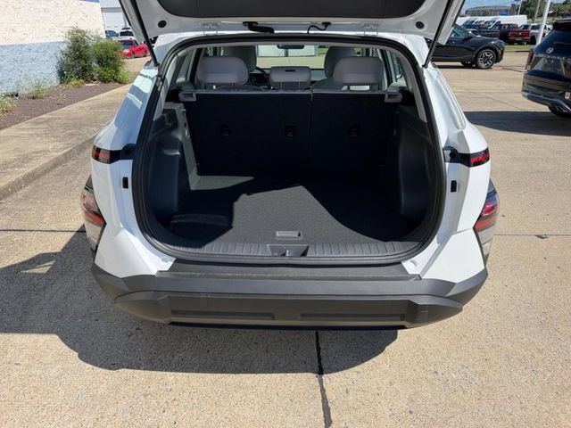 New 2026 Hyundai Kona SE FWD image 5