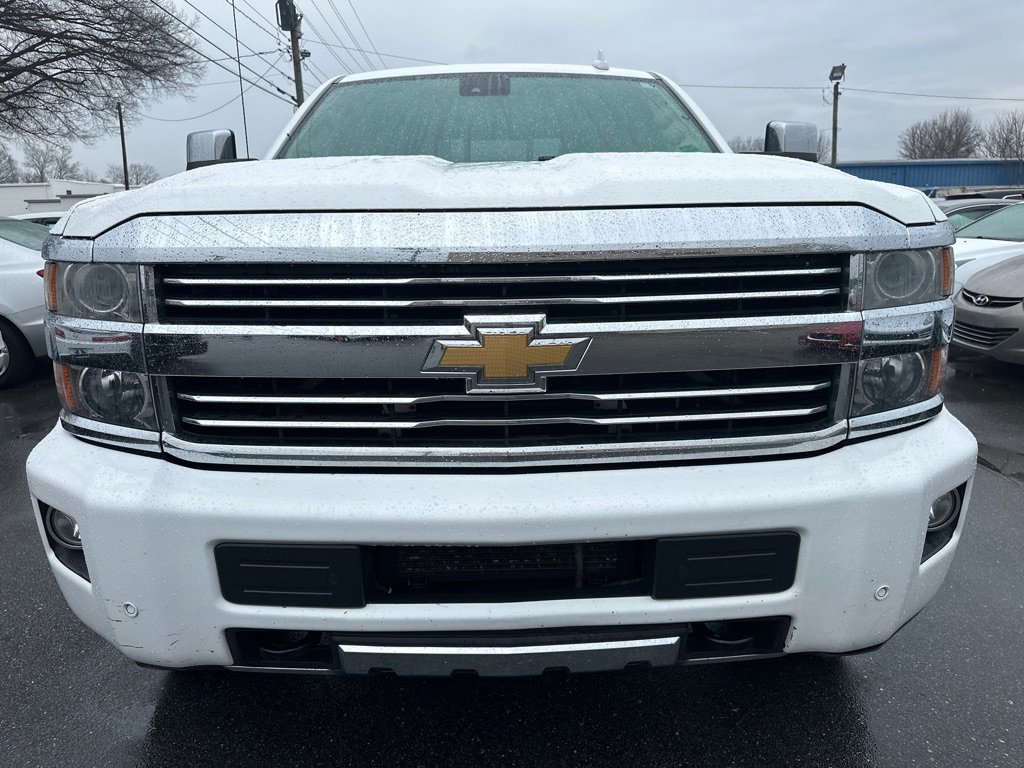 Used 2015 Chevrolet Silverado 2500 High Country w/ Duramax Plus Package image 8