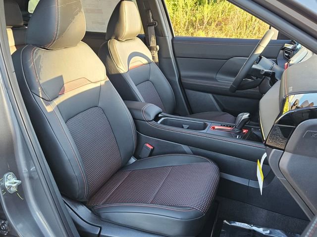New 2026 Nissan Kicks SR image 17