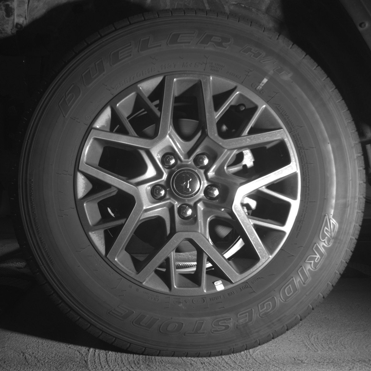 Used 2025 Jeep Wrangler Sahara AWD/4WD image 12