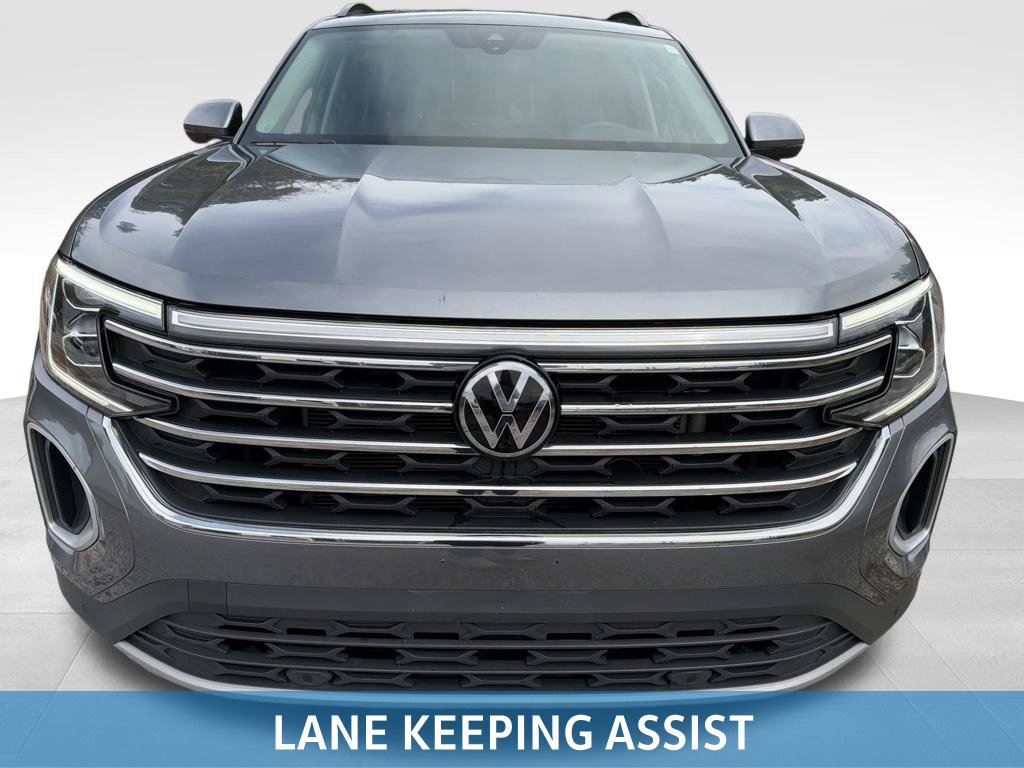 Used 2025 Volkswagen Atlas SE AWD/4WD image 17