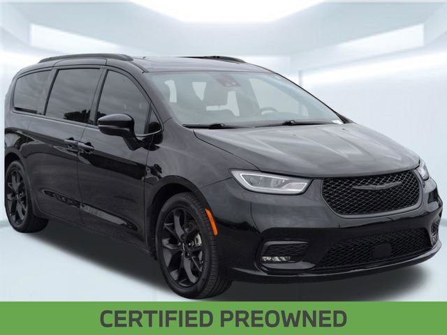 Used 2025 Chrysler Pacifica Limited image 8