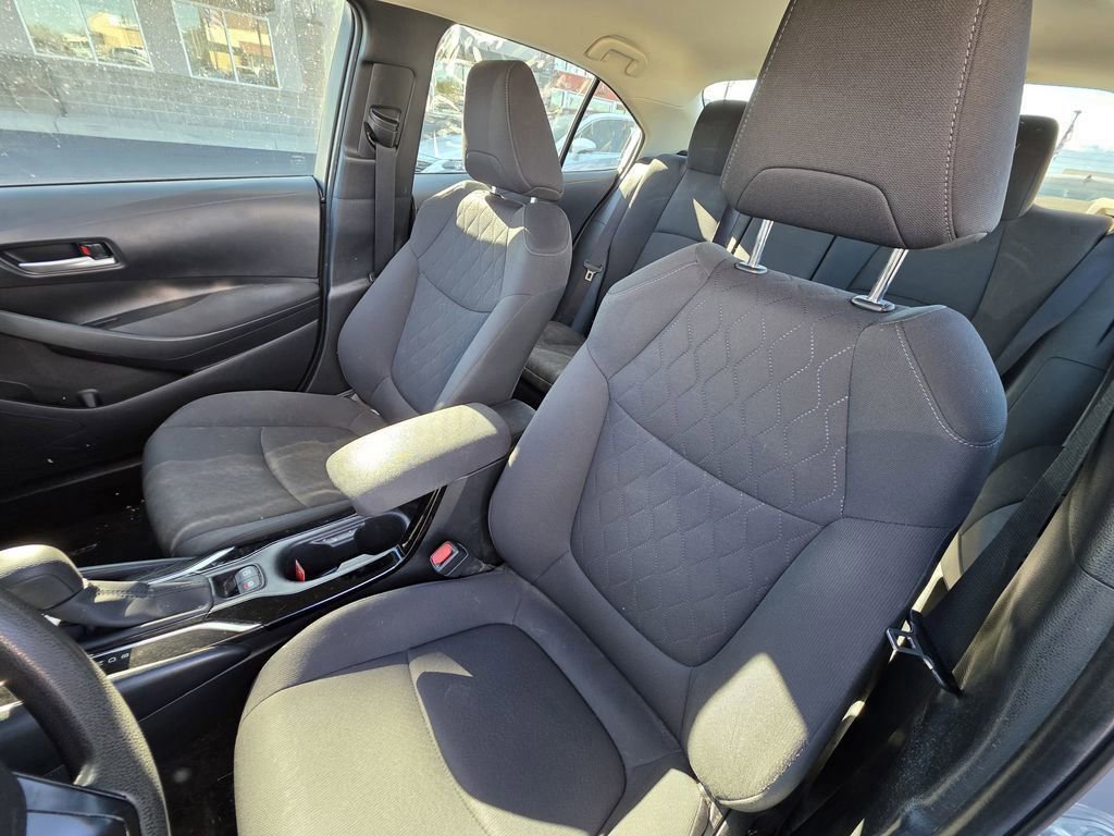 Used 2021 Toyota Corolla LE image 10