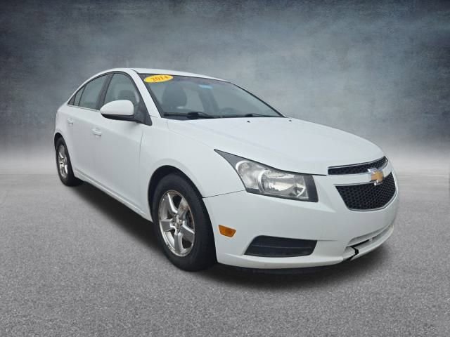 Used 2014 Chevrolet Cruze LT image 2