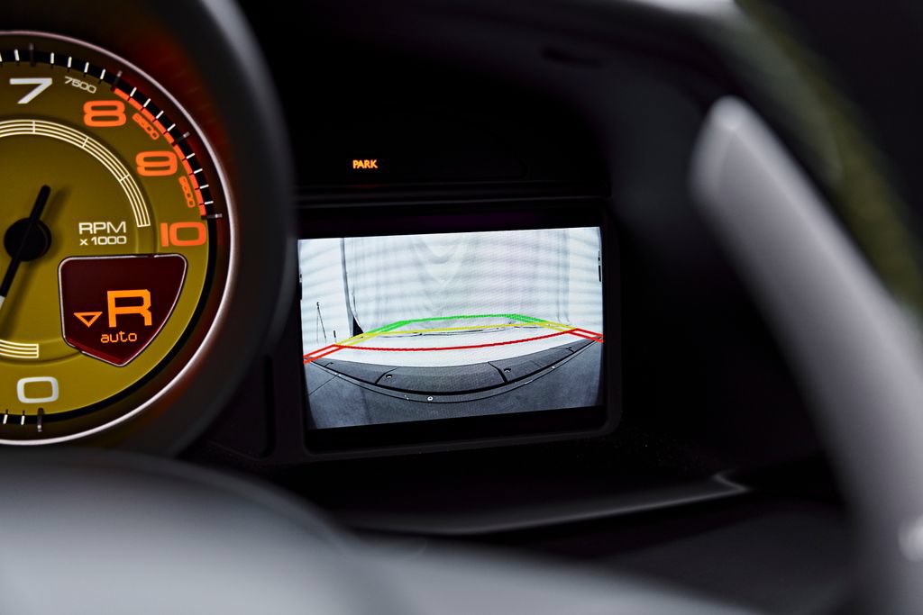 Used 2019 Ferrari 488 Spider RWD image 70
