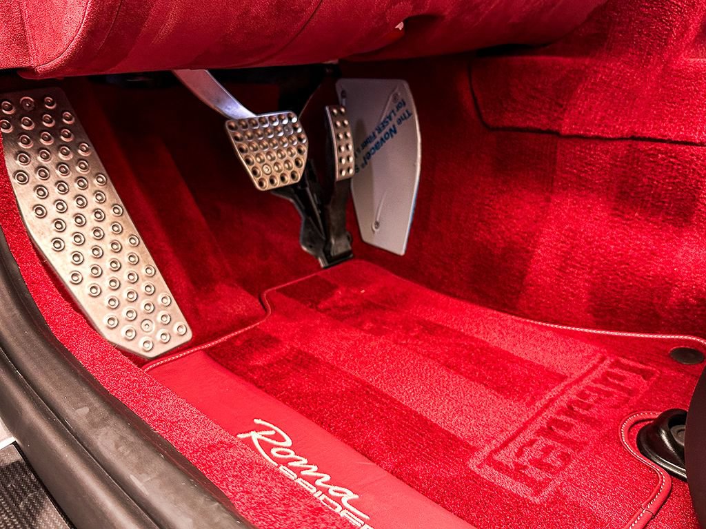 Used 2025 Ferrari Roma Spider RWD image 14