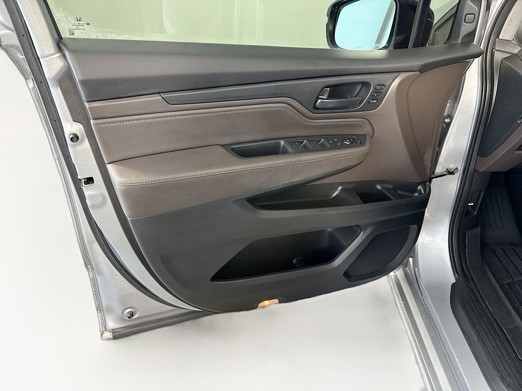 Certified 2018 Honda Odyssey Touring image 26