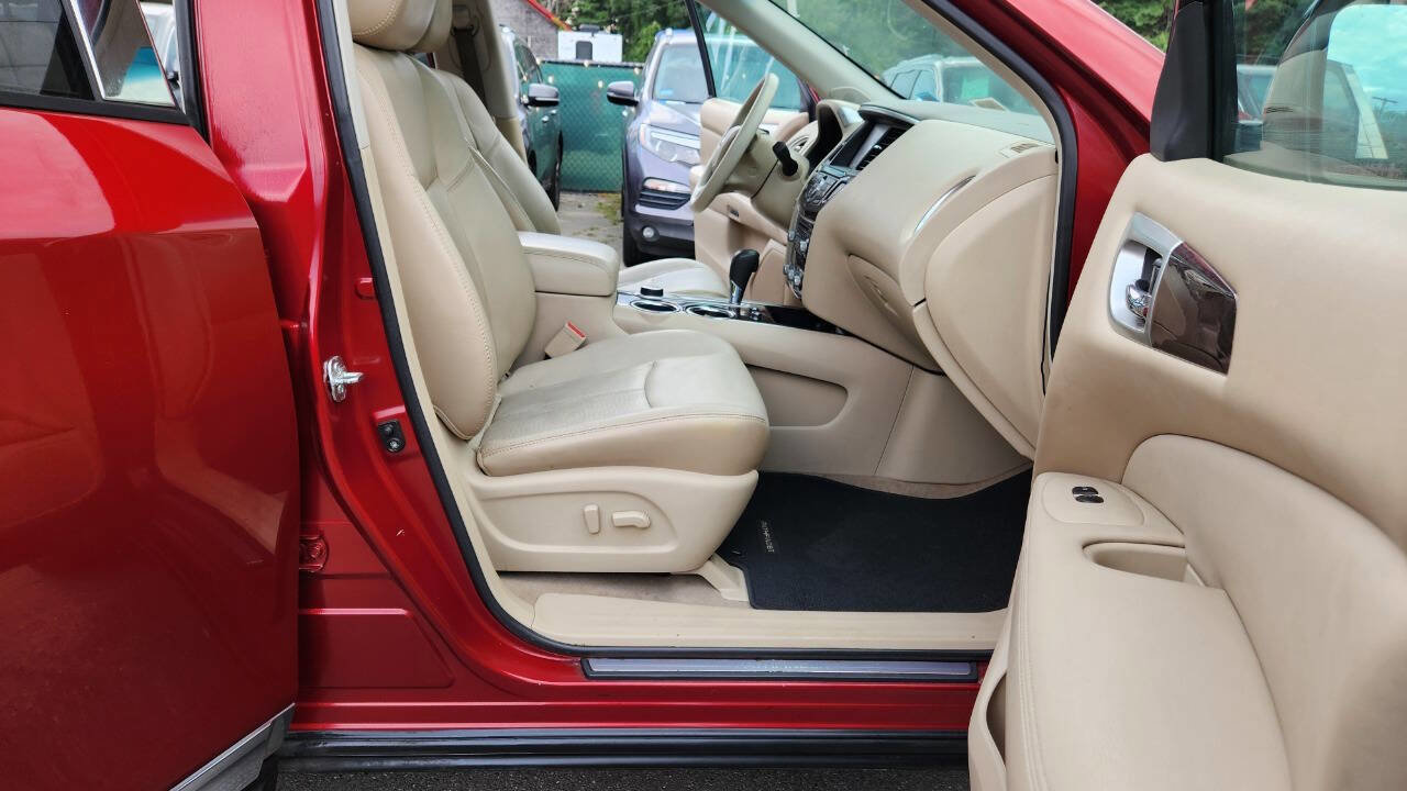 Used 2013 Nissan Pathfinder Platinum w/ Platinum Premium Pkg image 44