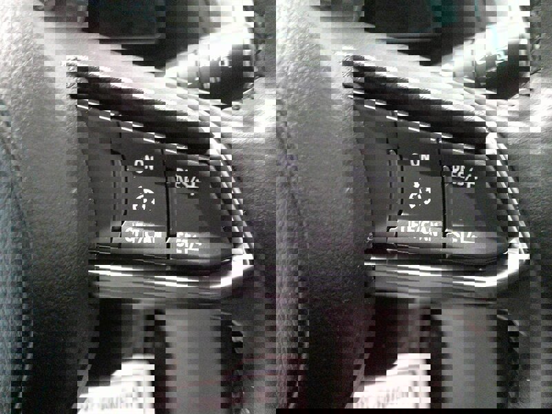 Used 2017 MAZDA MAZDA3 Touring image 16