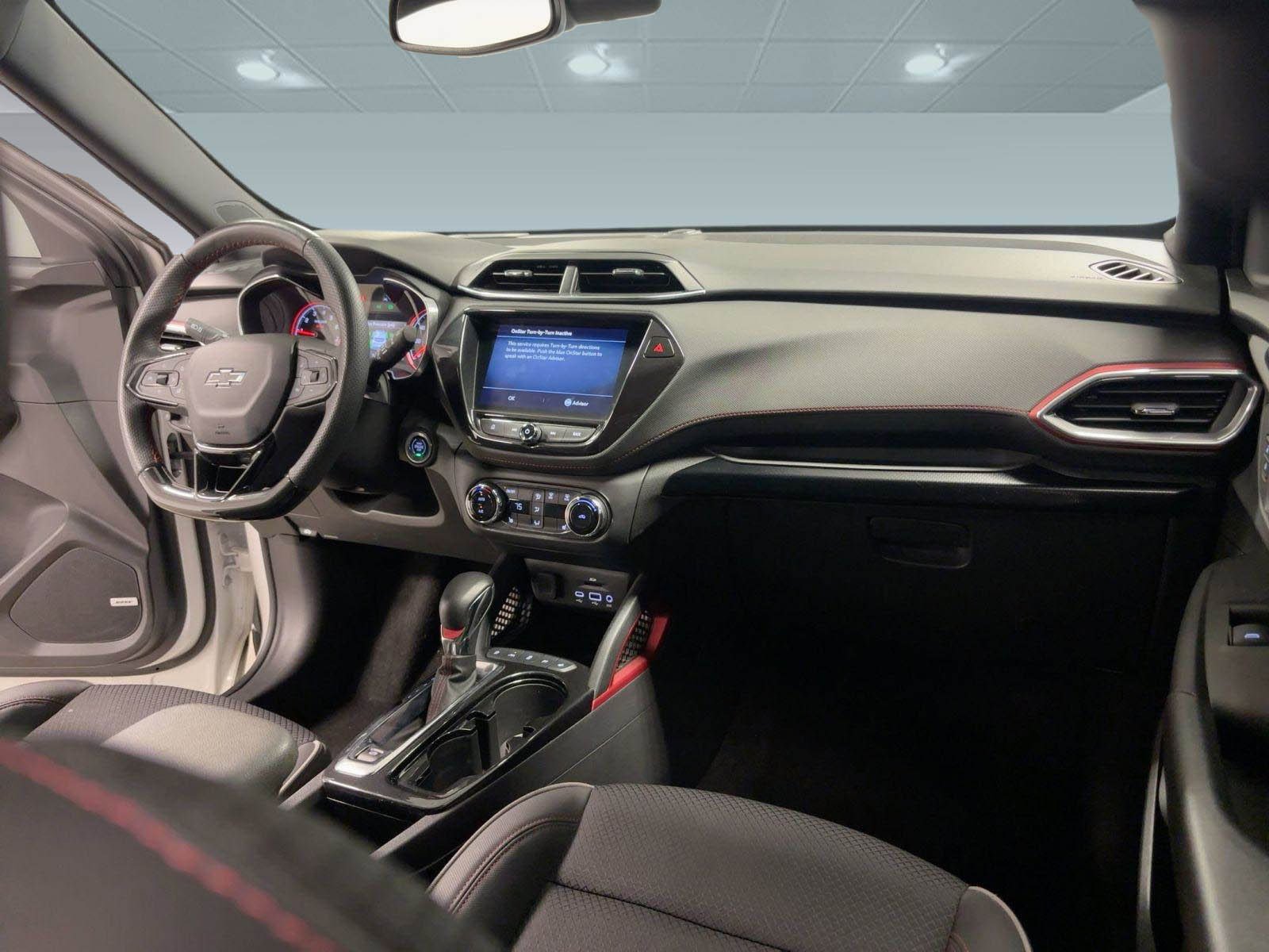 Used 2023 Chevrolet TrailBlazer RS w/ Technology Package image 29