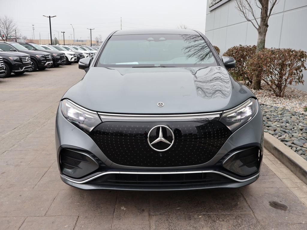 Certified 2023 Mercedes-Benz EQS 580 4MATIC SUV image 3