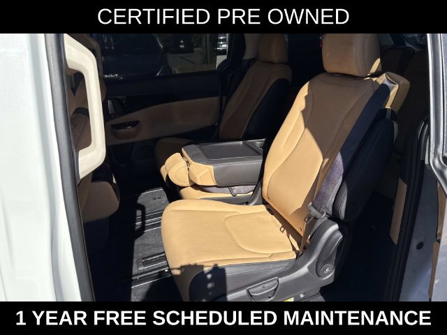 Used 2024 Kia Carnival EX FWD image 16