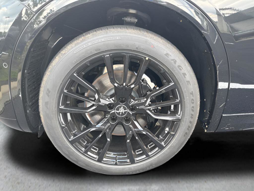 New 2025 Maserati Grecale Modena AWD/4WD image 15