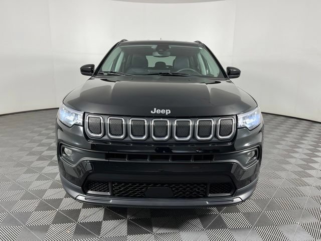 Used 2022 Jeep Compass Latitude FWD image 5