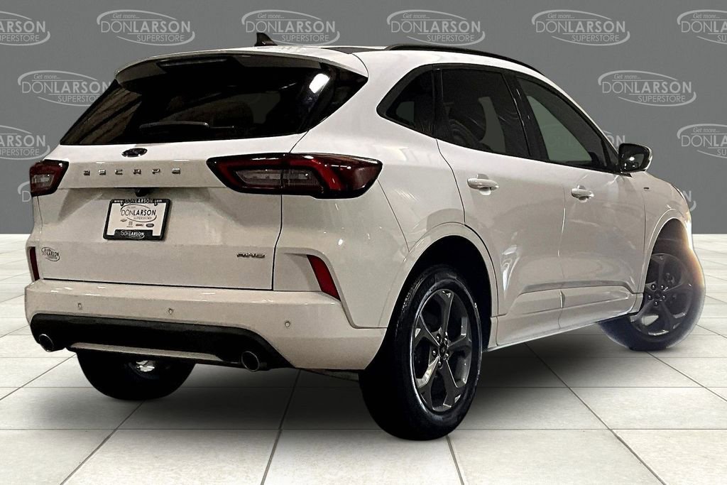 Used 2023 Ford Escape ST-Line Select w/ Tech Pack #2 image 7
