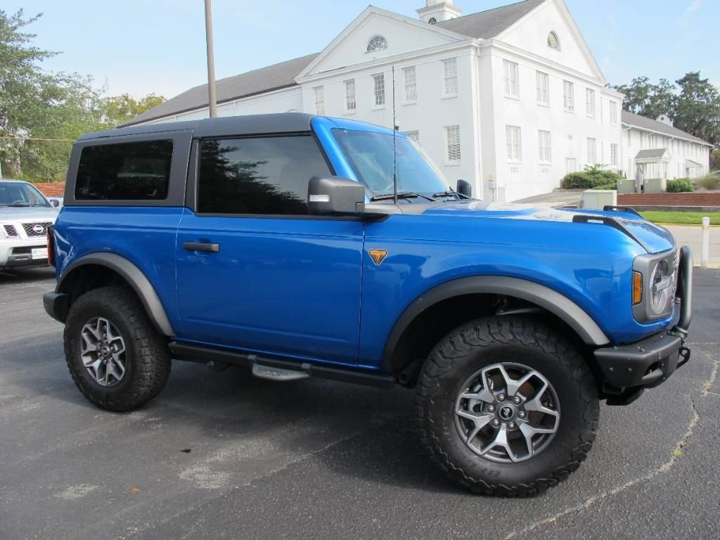 Used 2023 Ford Bronco Badlands AWD/4WD image 1