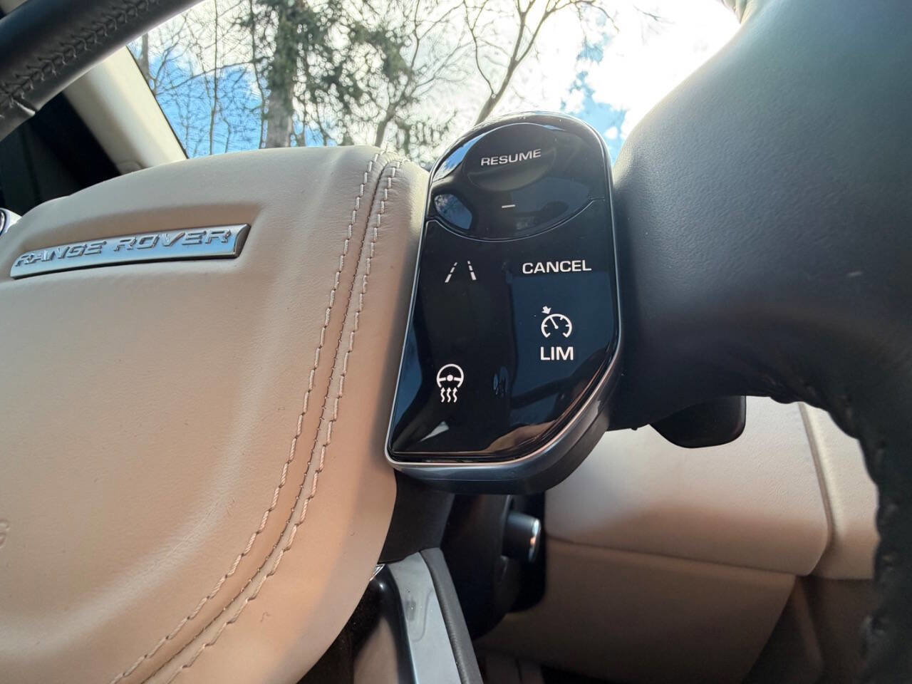 Used 2022 Land Rover Range Rover Westminster Edition image 20