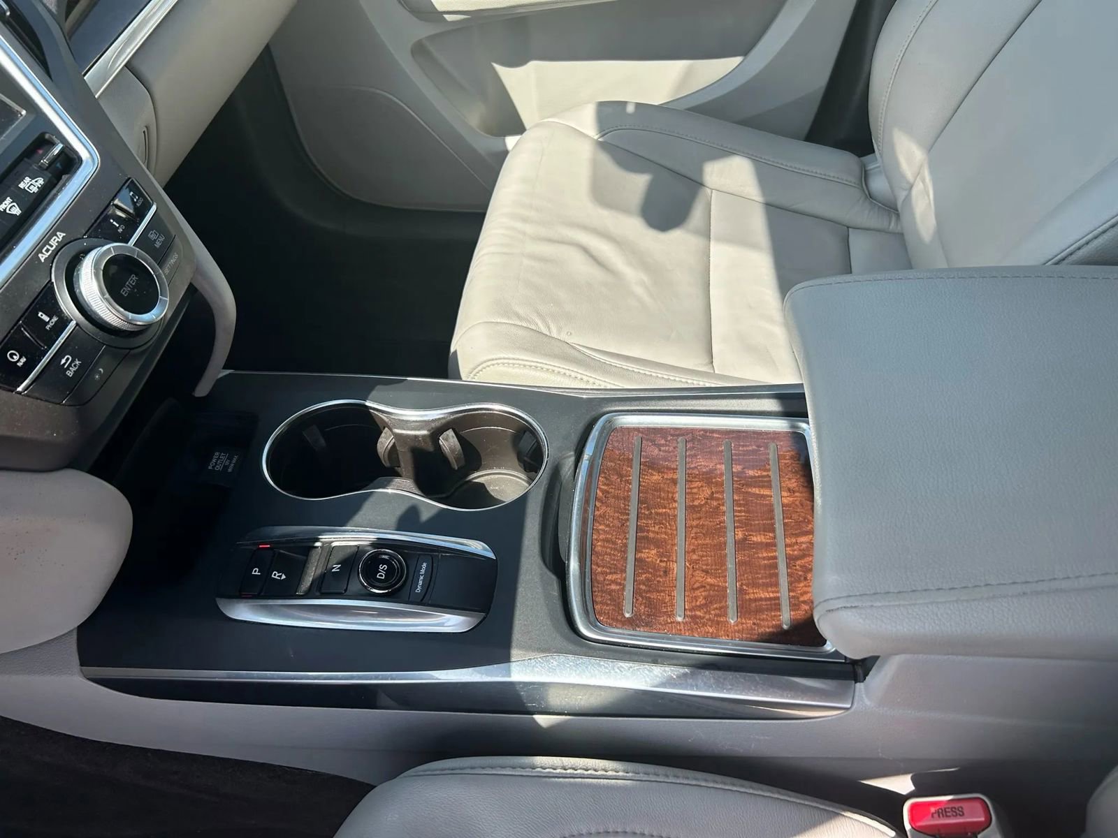 Used 2017 Acura MDX SH-AWD w/ Technology Package image 28