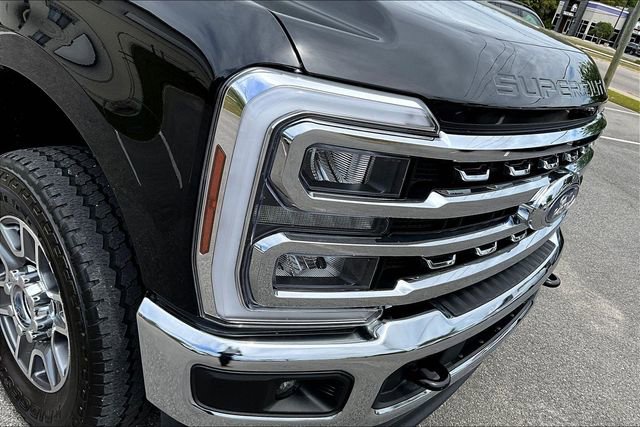 Used 2026 Ford F250 Lariat AWD/4WD image 33