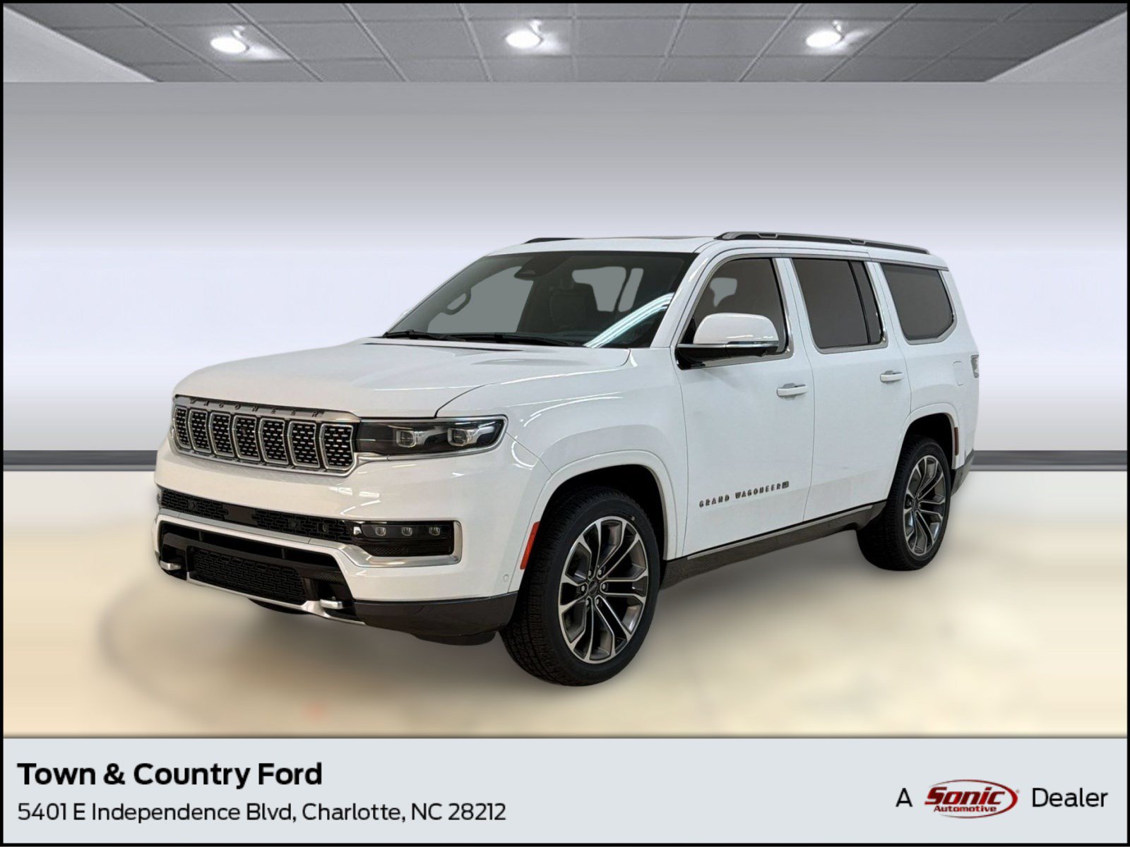 Used 2022 Jeep Grand Wagoneer Series III w/ Rear Seat Video Group 1 AWD/4WD image 1
