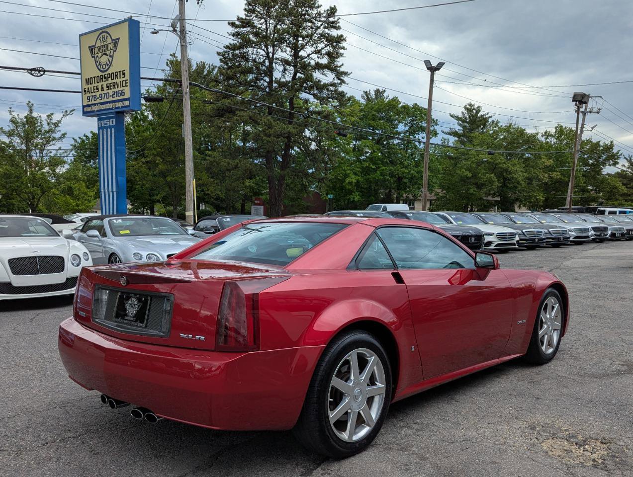 Used 2004 Cadillac XLR RWD image 7