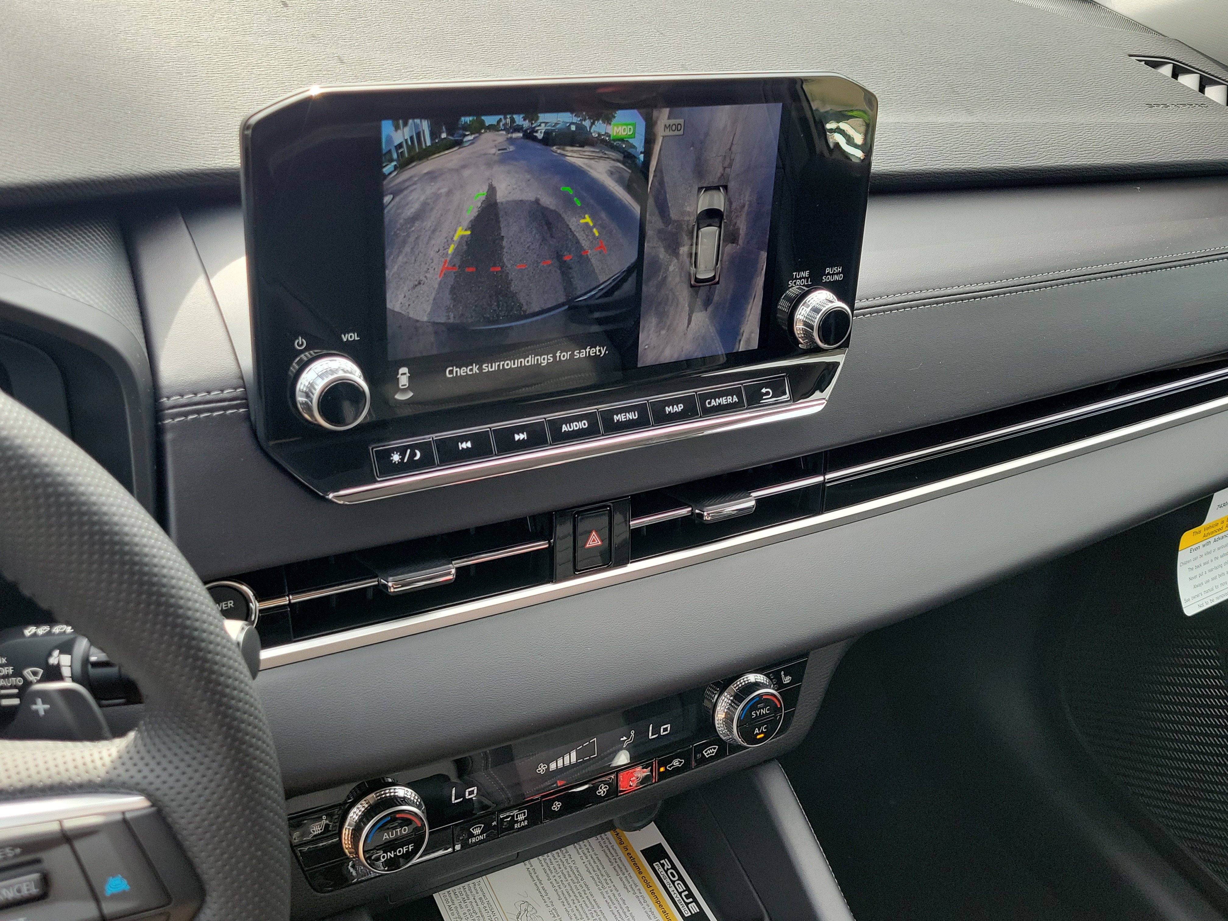 New 2026 Nissan Rogue SL AWD/4WD image 13