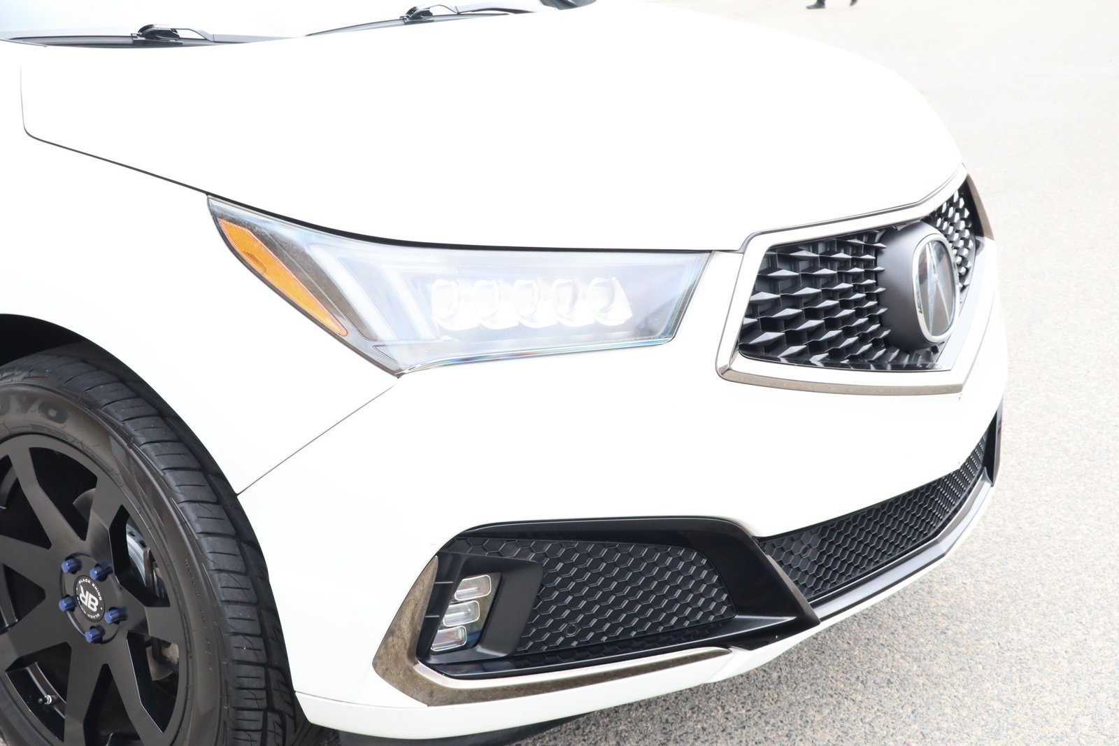 Used 2020 Acura MDX w/ Technology Package AWD/4WD image 9