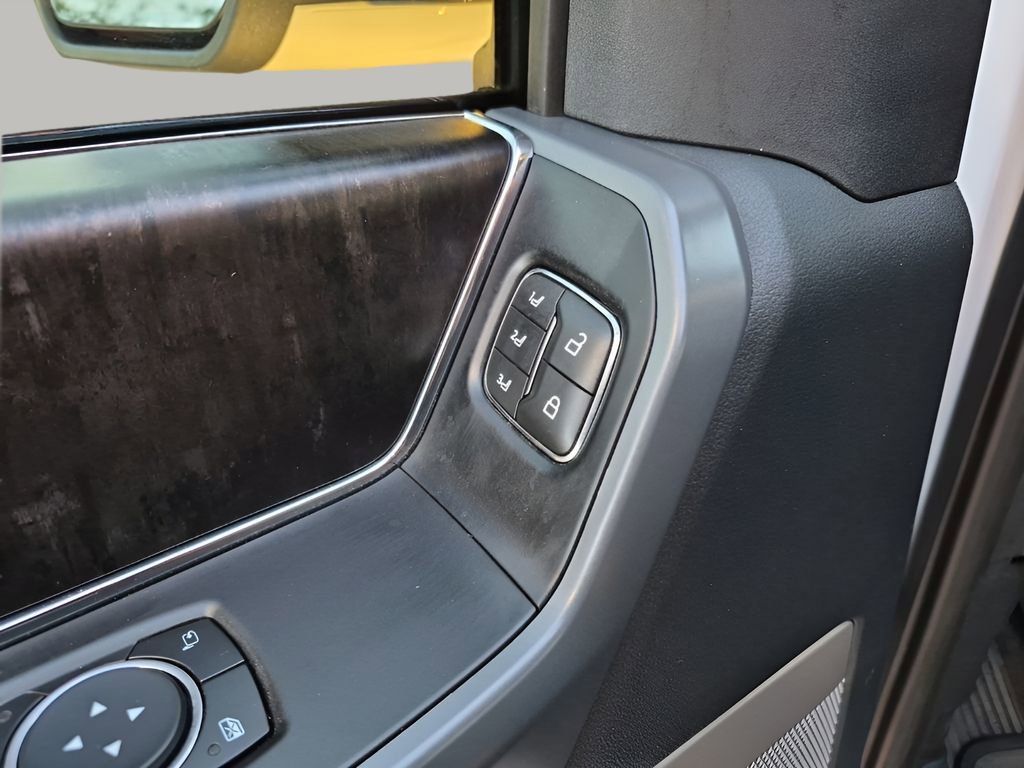 Used 2022 Ford F150 Lariat w/ Equipment Group 501A Mid AWD/4WD image 27