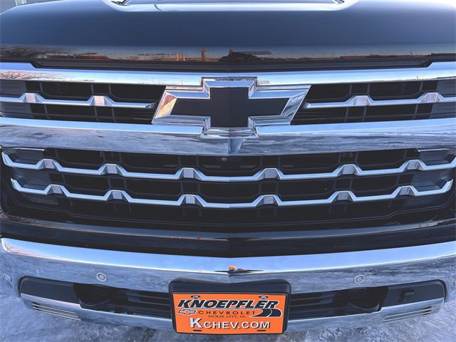 Used 2023 Chevrolet Silverado 1500 LTZ image 31